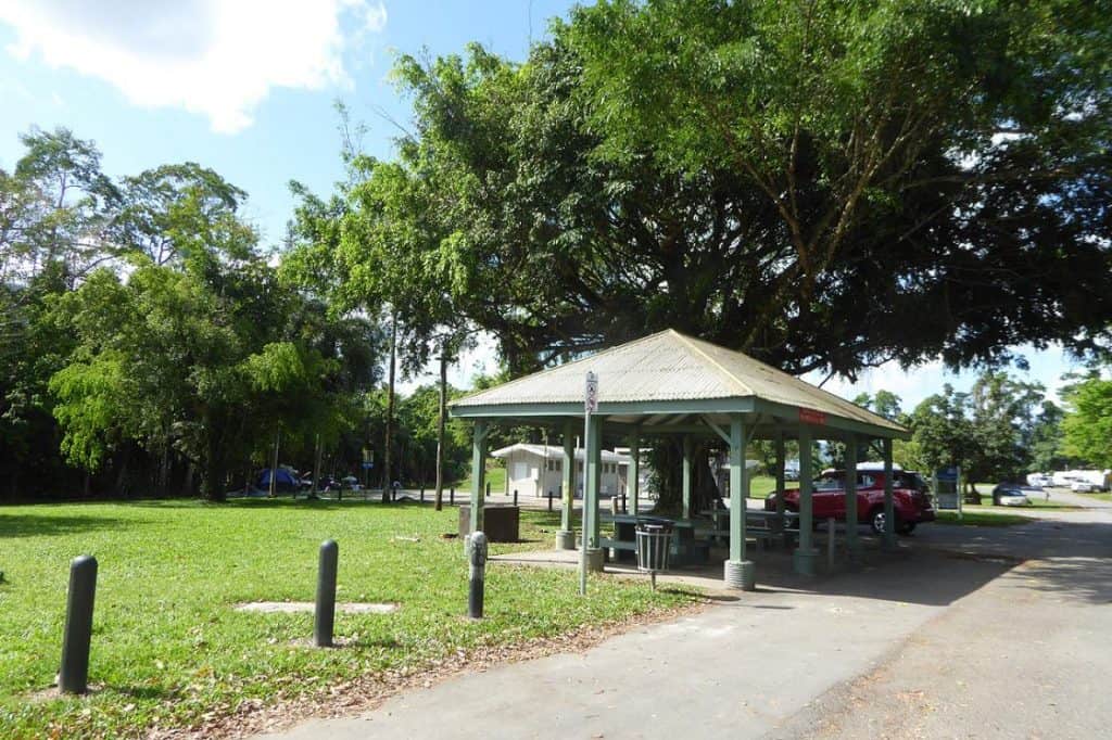 Babinda Boulders Camping